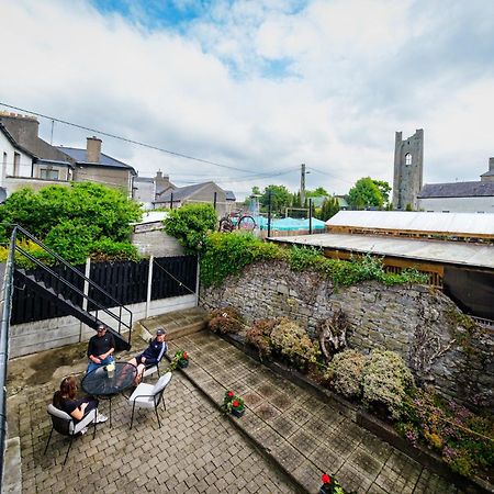 33A Steepleview Appartement Trim Buitenkant foto